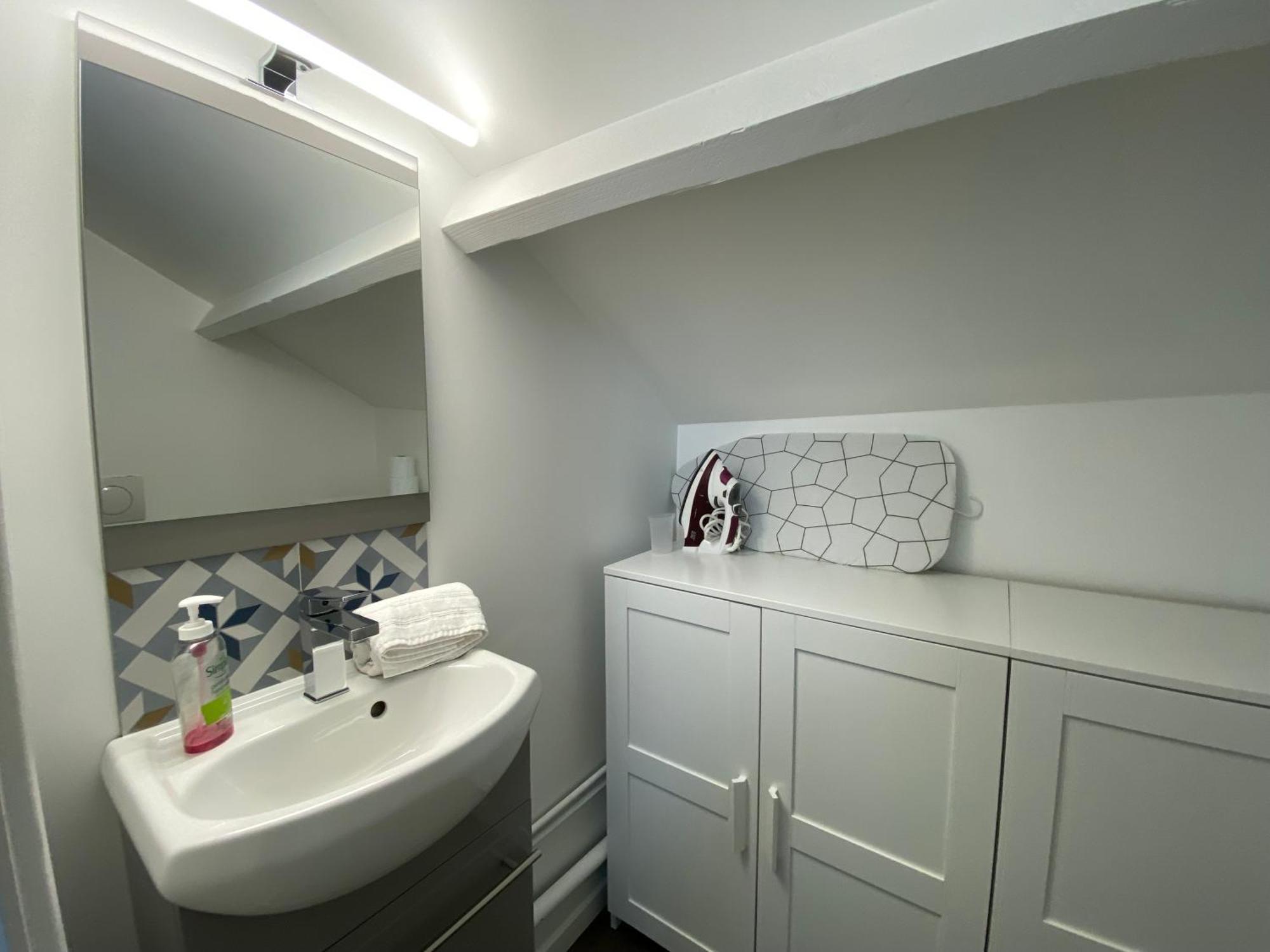 Cottage De Charme Proche De Paris Fontenay-en-Parisis エクステリア 写真